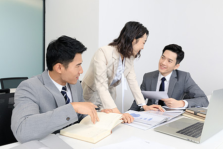 文化鑄魂 企業管理咨詢中的深度交流與價值重塑